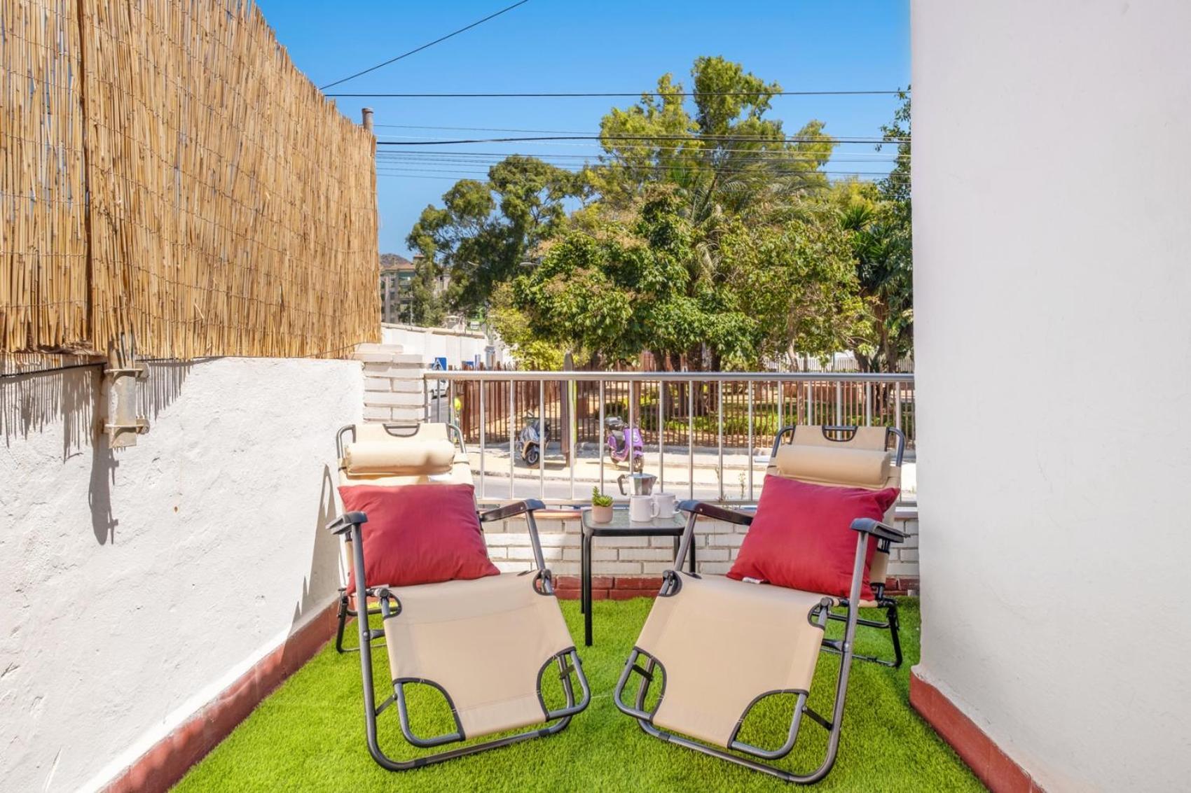 Apartamento En La Playa Con Terraza มาลากา ภายนอก รูปภาพ