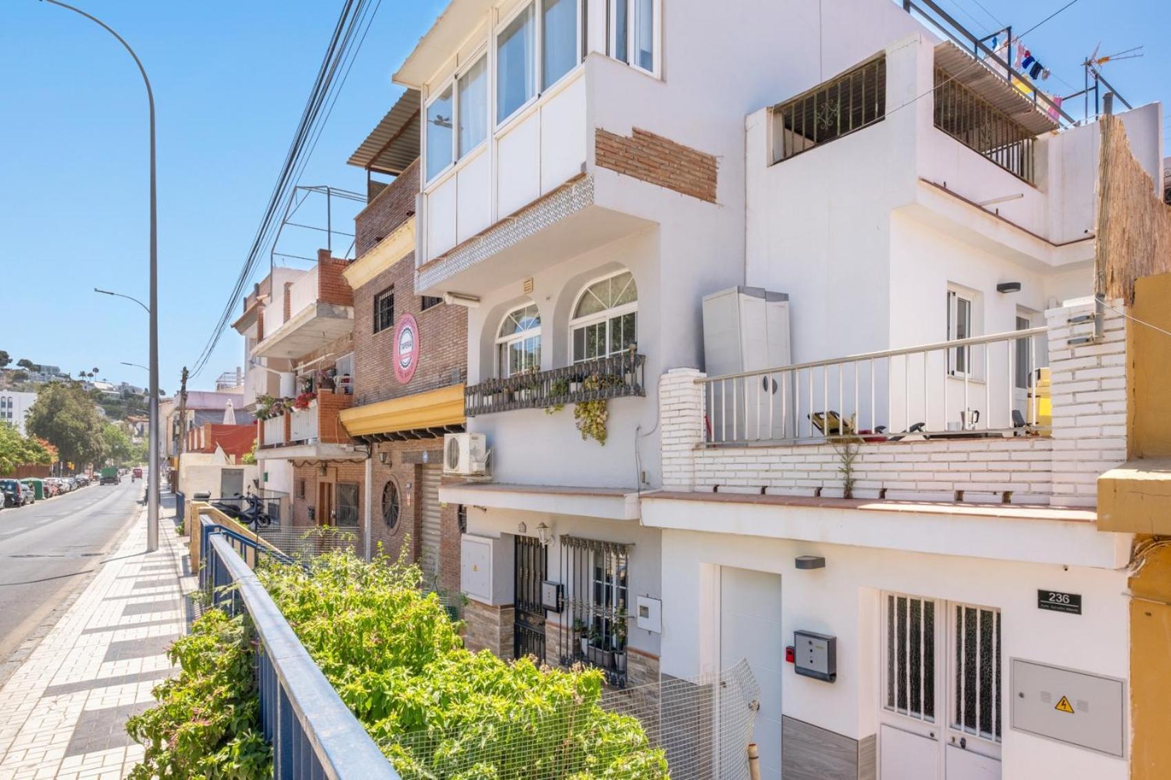 Apartamento En La Playa Con Terraza มาลากา ภายนอก รูปภาพ